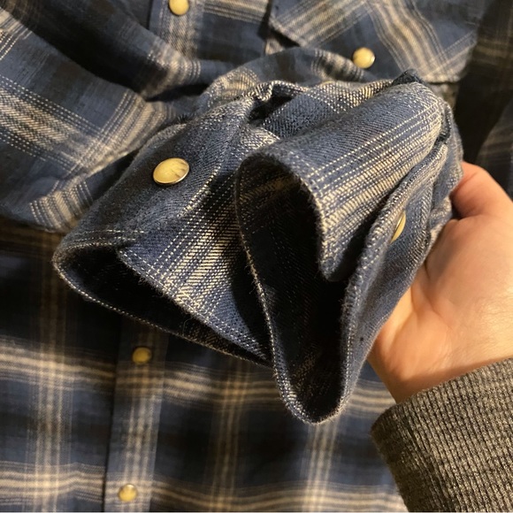 Wind River Blue Plaid Flannel Button Down Shirt - Picture 8 of 9
